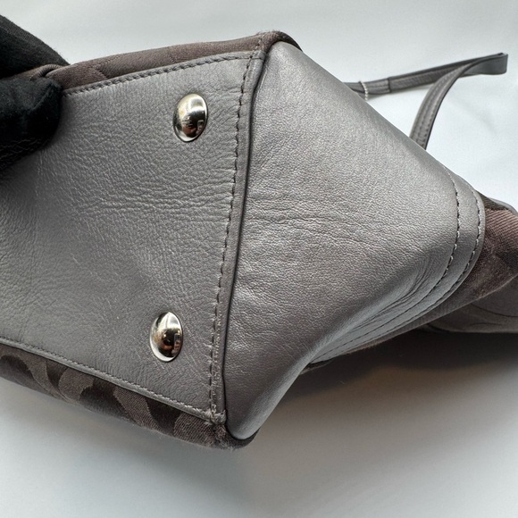 Coach Taylor Op Art Alexis Carryall Tote Bag | Very Good Condition - Picture 10 of 17